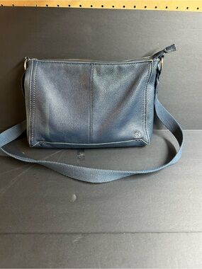 The‎ Sak Navy Leather Crossbody with Mint Interior